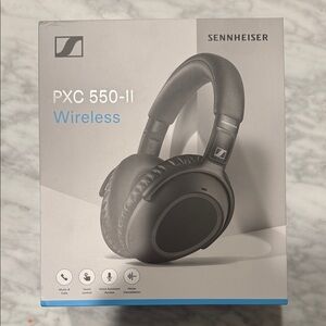 Sennheiser PXC 550-II Wireless Headphones in Black